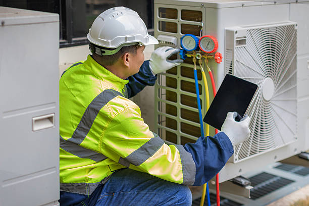 Professional Hvac Installation technician working in Midway, UT